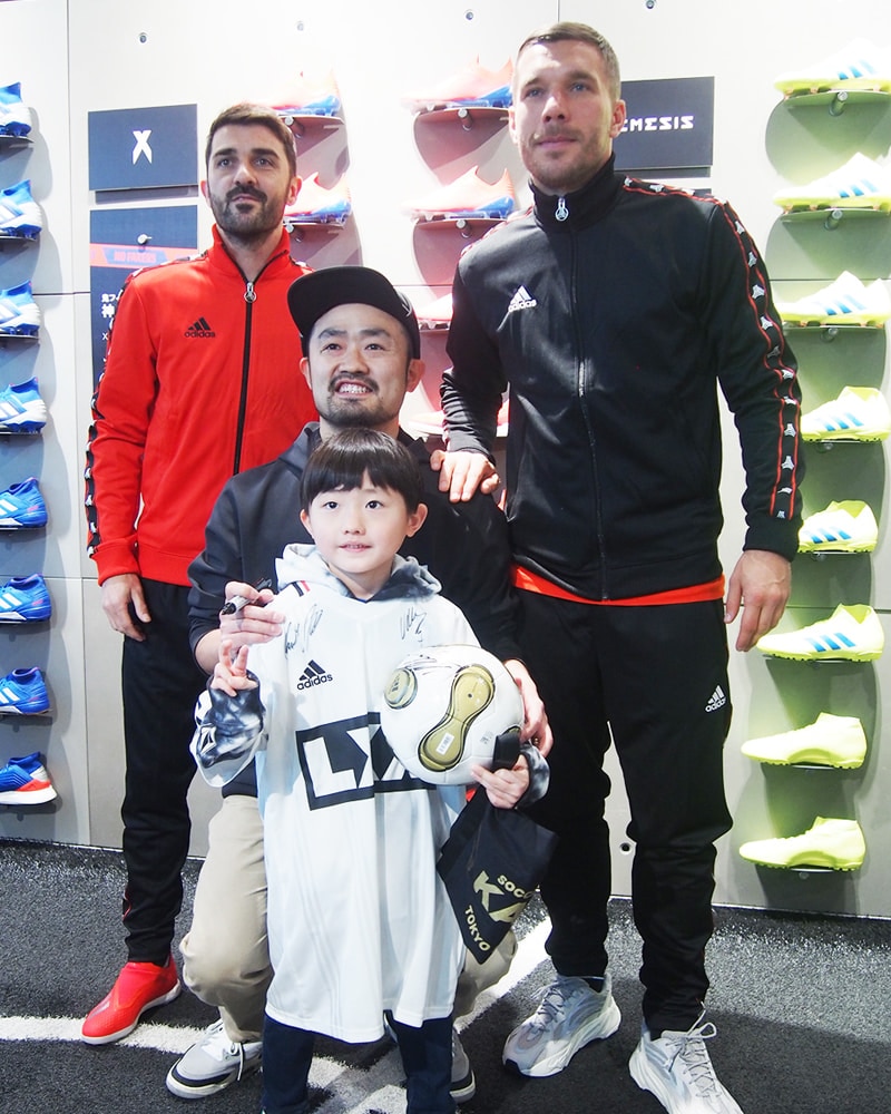 David Villa Lukas Podolski Visits Adidas Football Soccer Shop Kamo Harajuku Store アディダスフットボール サッカーショップkamo 原宿店 Soccer Shop Kamo