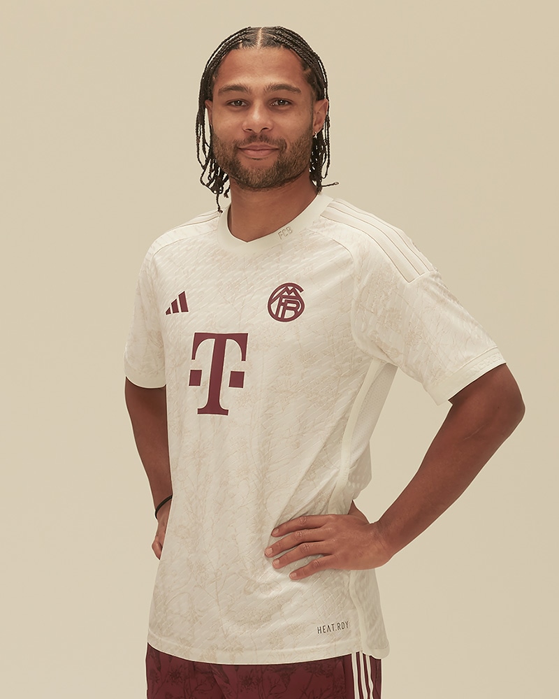 バイエルン・ミュンヘン 2023-24シーズンモデル | adidas football