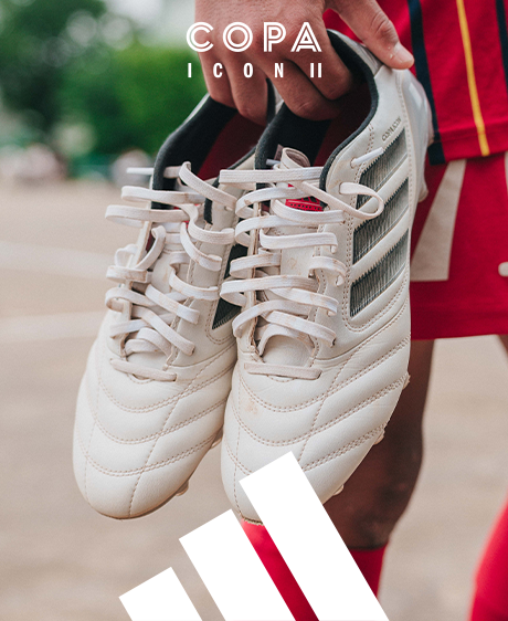 COPA ICON IIを手に持つプレーヤー