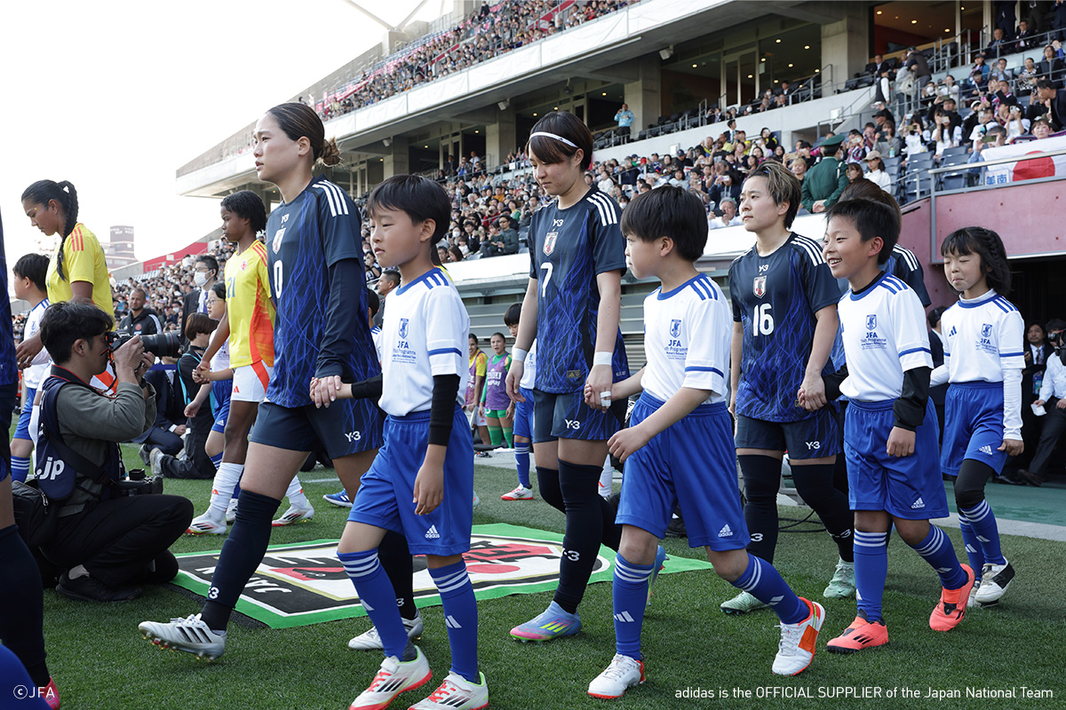 adidas サッカー日本代表キャンペーン