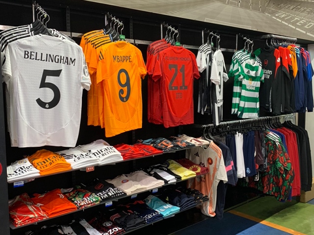 サッカーショップKAMO 池袋店 ＜東京都＞