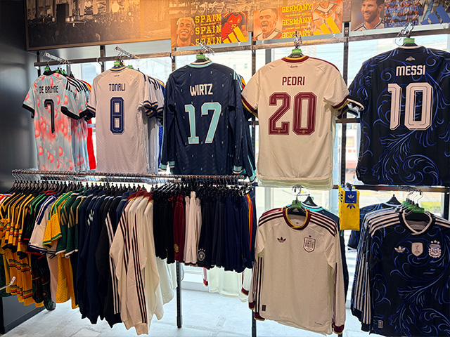 サッカーショップKAMO 神戸トアロード店 ＜兵庫県＞