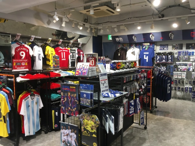 サッカーショップkamo 渋谷店 渋谷 サッカー用品 Pathee パシー