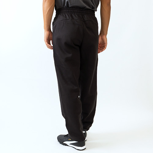 AMRCN ロゴ スミ黒トレーナー AMERICANA（アメリカーナ）｜スウェット（ブラック系）一覧 - WEAR