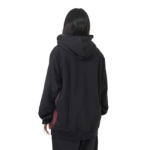 バルセロナ Dri-FIT スタンダード イシュー プルオーバー フーディー