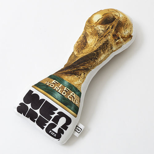 FIFA トロフィークッション L