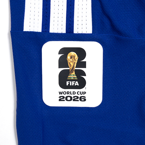 アディダス サッカー日本代表 2026 ホーム オーセンティック ユニフォーム 長袖「FIFA ワールドカップ 26 オフィシャル スリーブバッジ」