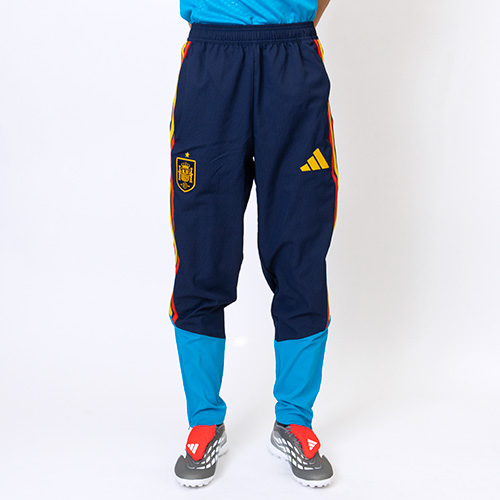 スペイン代表 TIRO26 プレゼンテーションパンツ