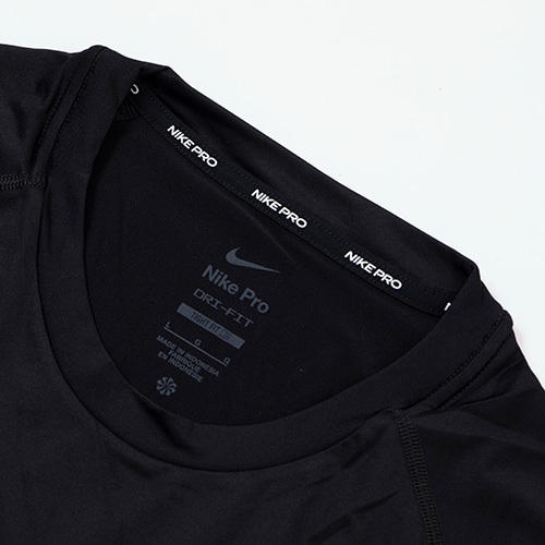 NIKE PRO タイト 長袖トップ