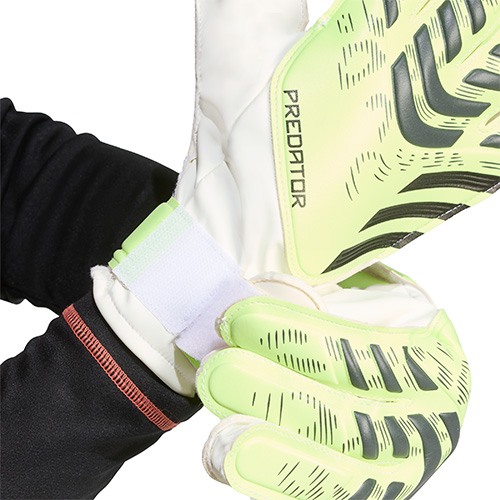 プレデター トレーニング GKグローブ