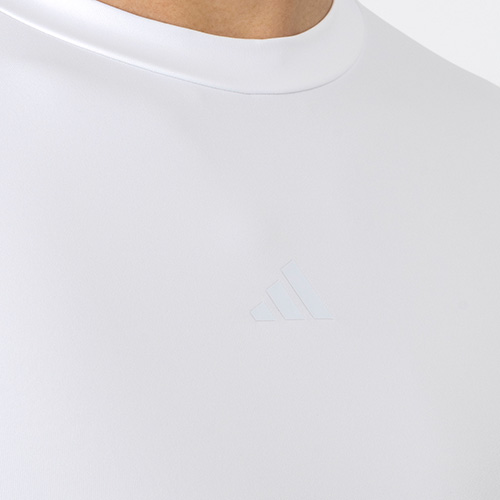TECHFIT ベースレイヤー