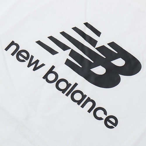 NB Essentials スタックドロゴ ショートスリーブTシャツ