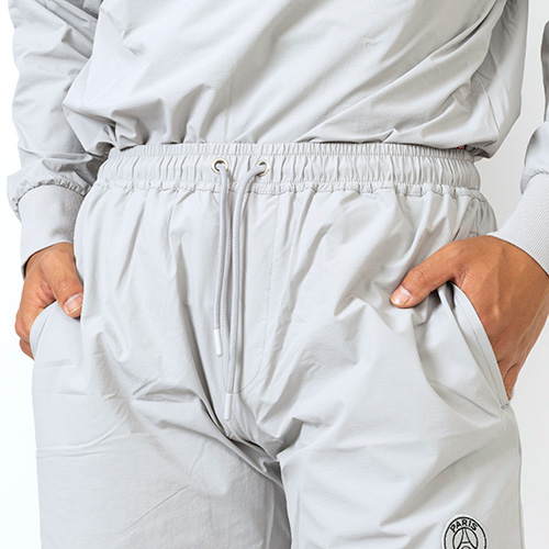 パリSG STRETCH WOVEN SHORT PANTS