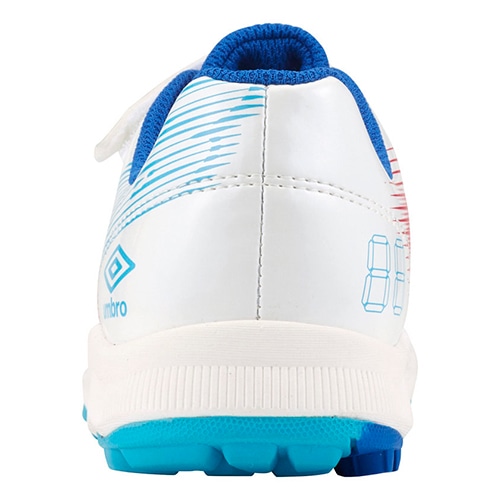 UMBRO はじめてサッカーシューズ NEO