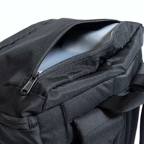 トップローディングバックパック 35L