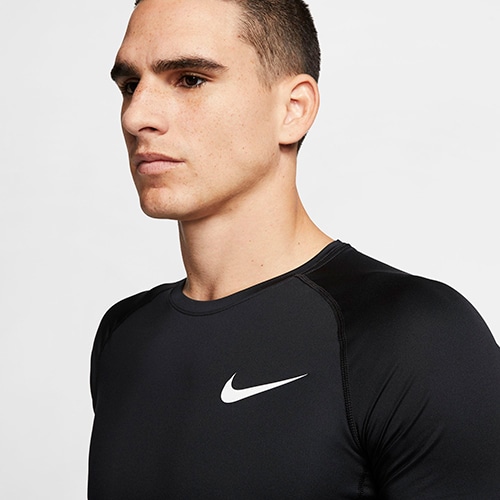 NIKE PRO タイトトップ