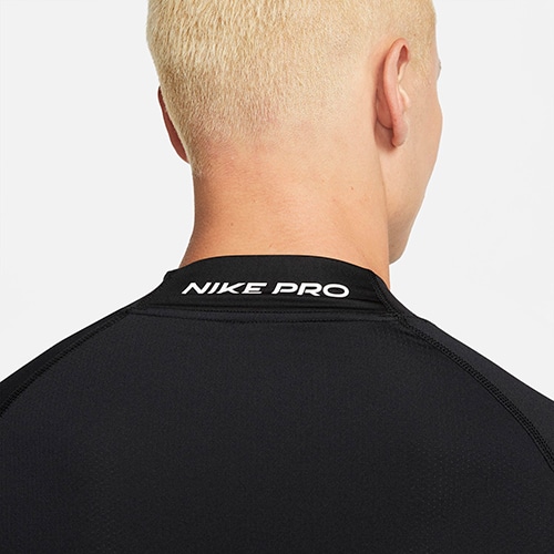 NIKE PRO モックタイト 長袖トップ