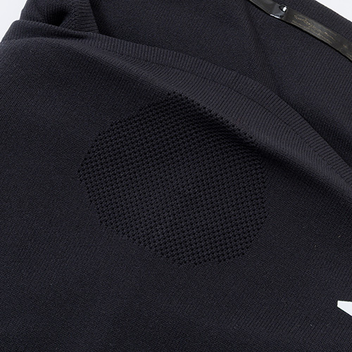 TIRO Competition ネックウォーマー