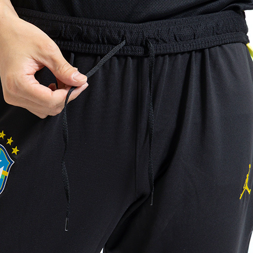 2026 ブラジル代表 ストライク パンツ