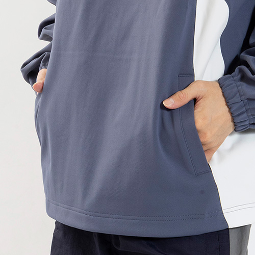 AWAY DAYS ハーフジップトップ