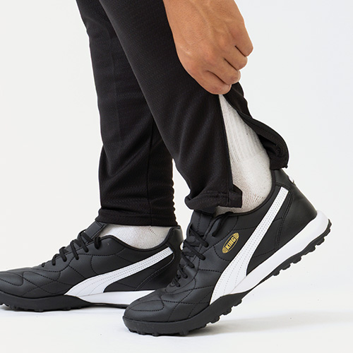 adidasboostシリーズ26cm、ACミランPUMAトレーニングパンツ他 adidasboostシリーズ26cm、ACミランPUMAトレーニングパンツ他