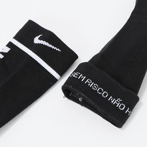 NIKE F.C. エッセンシャル スニーカー クルー ソックス