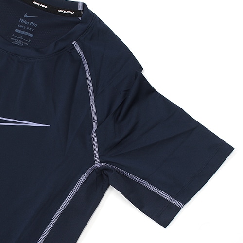 NIKE PRO タイト 半袖トップ