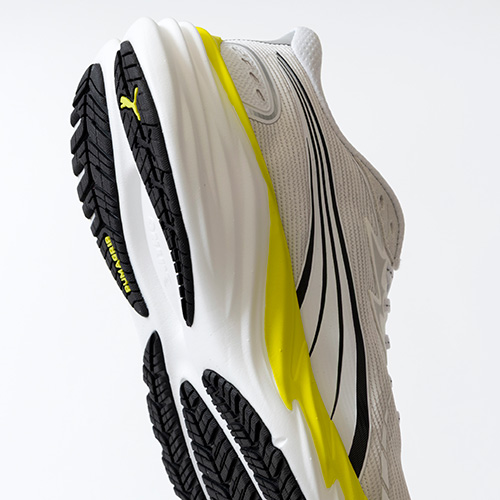 ヴェロシティ ニトロ 4 AP