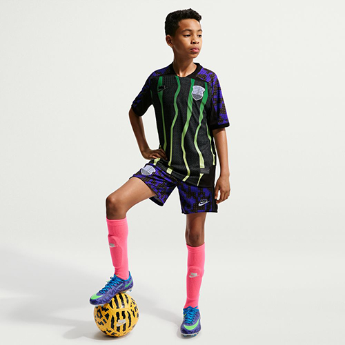 ジュニア Nike x LEGO コレクション Aero-FIT サッカージャージ