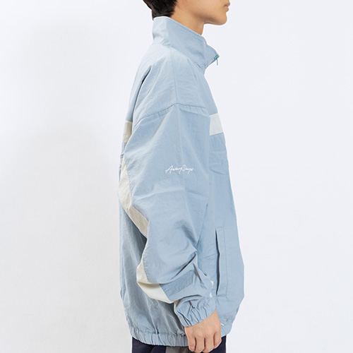 AWAY DAYS ナイロンウーブンジャケット