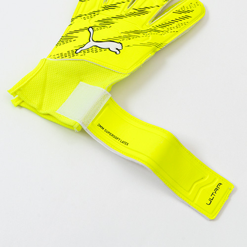 ウルトラ プレイ RC