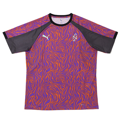 NJR CREATIVITY シャツ