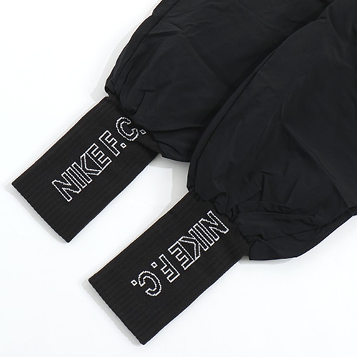 NIKE F.C. ウーブン パンツ