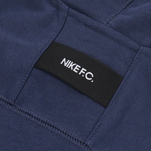 NIKE F.C. フリース フーディ