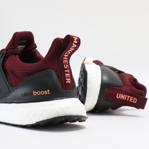 UltraBOOST Manchester United