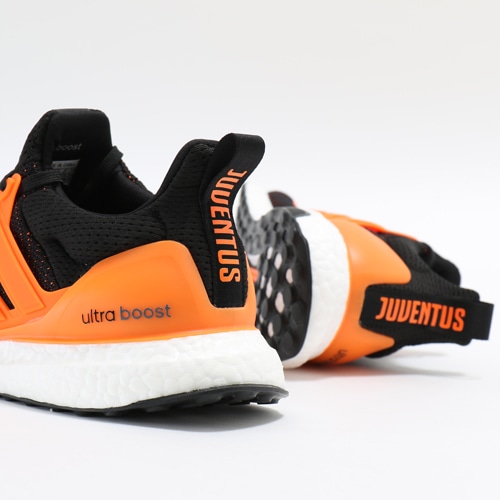 UltraBOOST Juventus FC