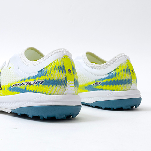 Furon v9 Team Jnr TF（Wモデル）