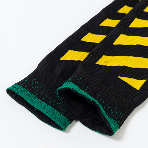 24-25 ACミラン×Off-White 4th グラフィックソックス