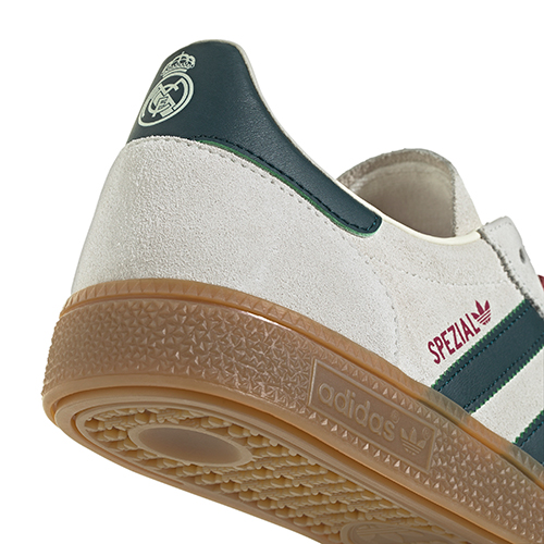 HANDBALL SPEZIAL レアル・マドリード