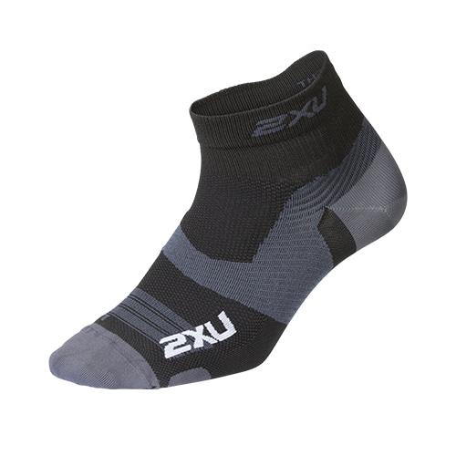 2XU VECTR ULTRALIGHT 1/4 CREW BLK/TTM ブラック/チタニウム サッカーウェアの大画像