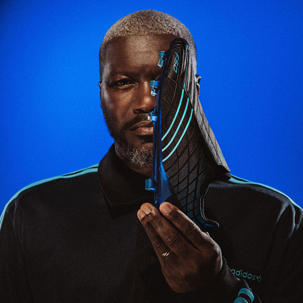 adidas football official（アディダスフットボール オフィシャル