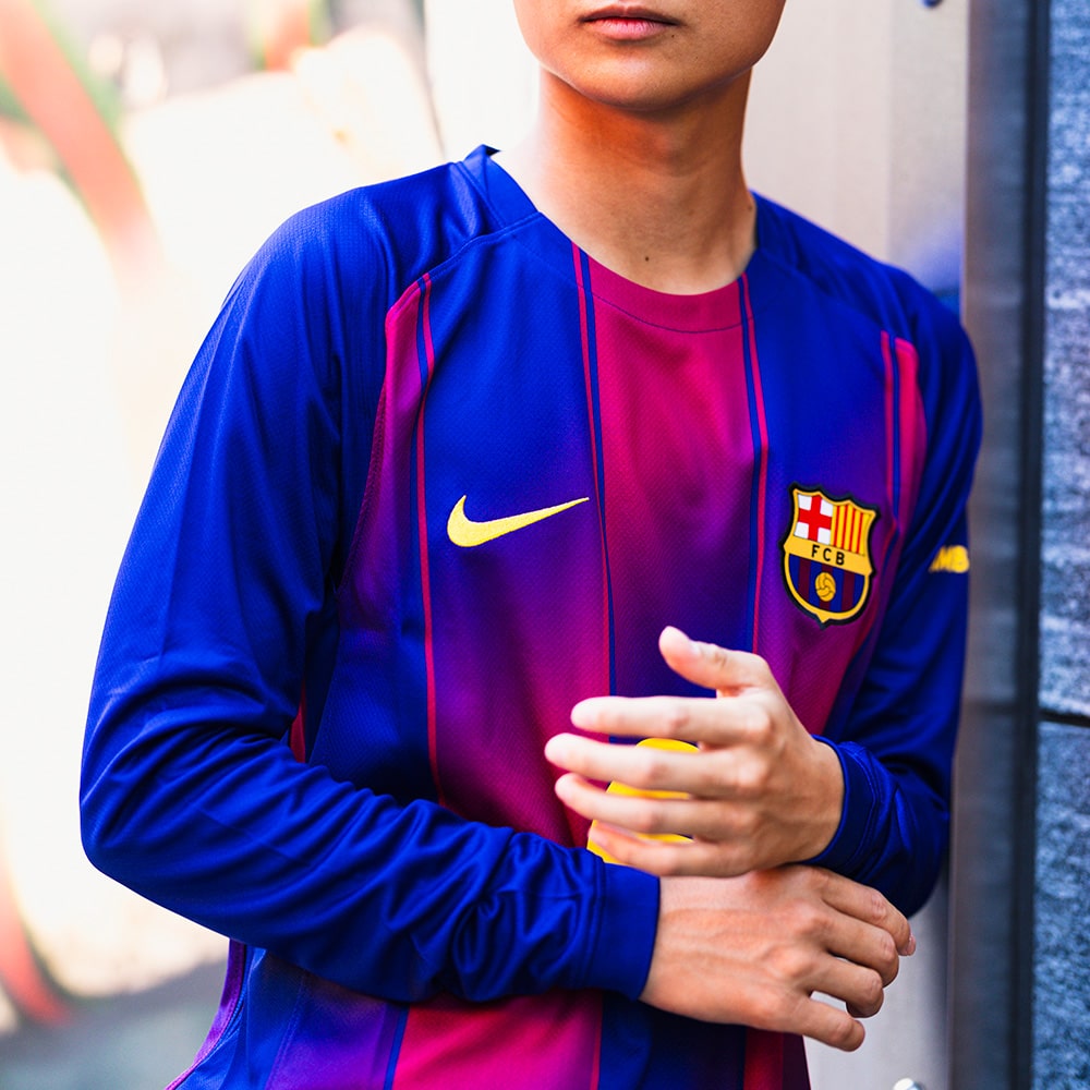 ♢﻿新品♢﻿FC Barcelona Nike 長袖シャツ Mサイズ Training sweatshirt FC Barcelona T90 25/26 - Junior – Barça