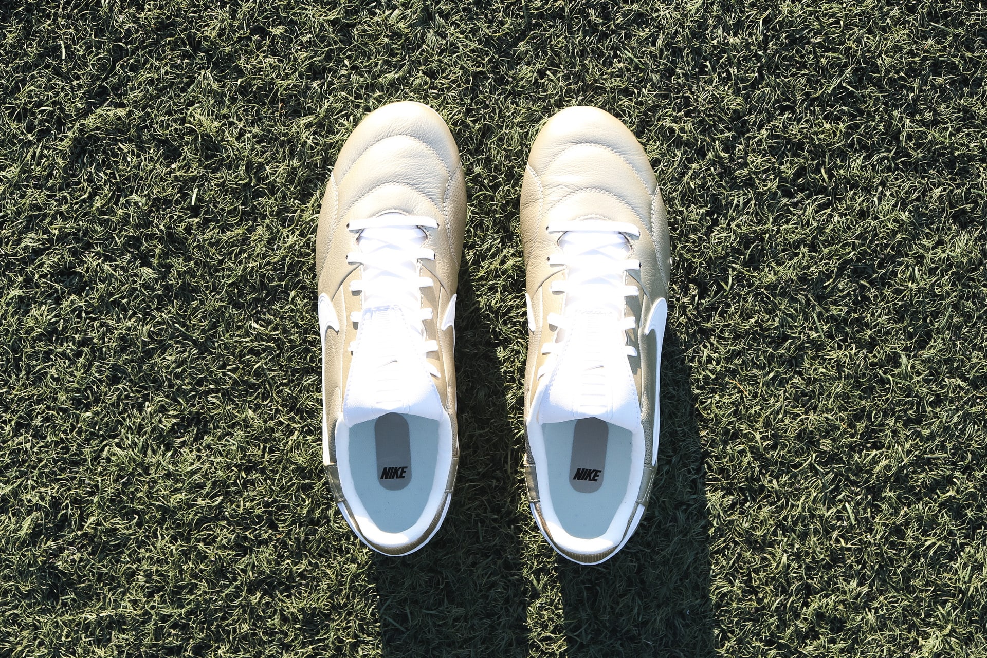 NIKE PREMIER 3