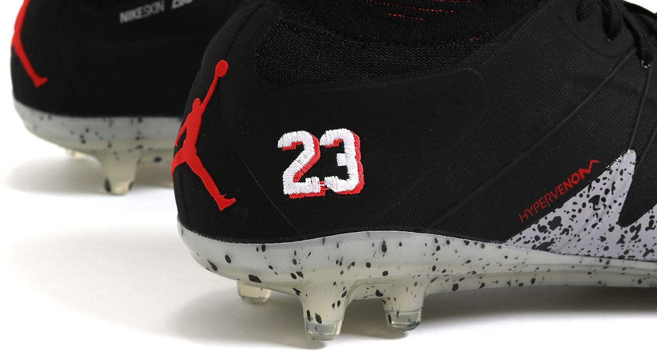 NIKE NEYMAR × JORDAN HYPERVENOMスペシャル コレクション