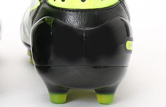 PUMA evoTOUCH コンセプト＆テクノロジー｜サッカーショップKAMO